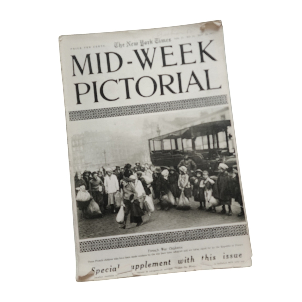 THE NEW YORK TIMES Mid-Week Pictorial Antique Vol. II, No. II November‎ 18, 1915
